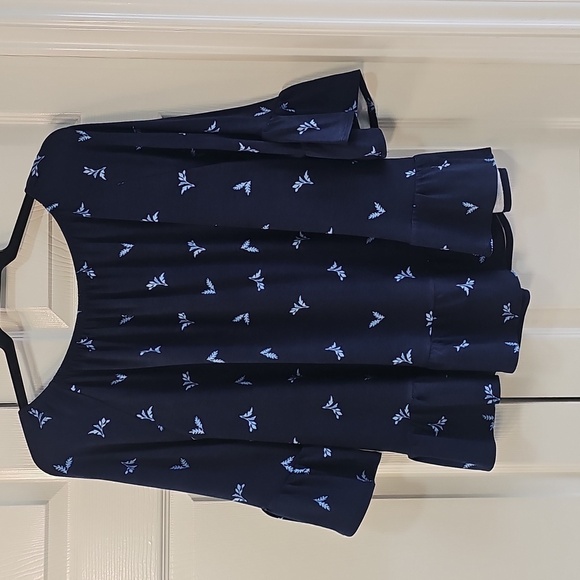 NWT Style & Co. Petite Printed Ruffled Top Scoop Neck 3/4 Sleeved Large Blue PL - Picture 8 of 9
